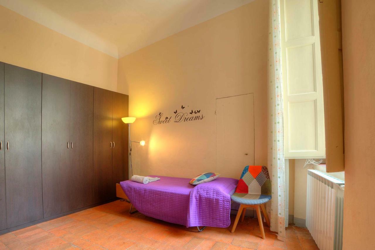 Stilmoderno Nice Apartment In Siena'S Historic Center, Just Steps From Piazza Del Campo Bagian luar foto
